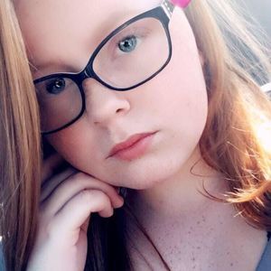 Meet your Posher, Leigh